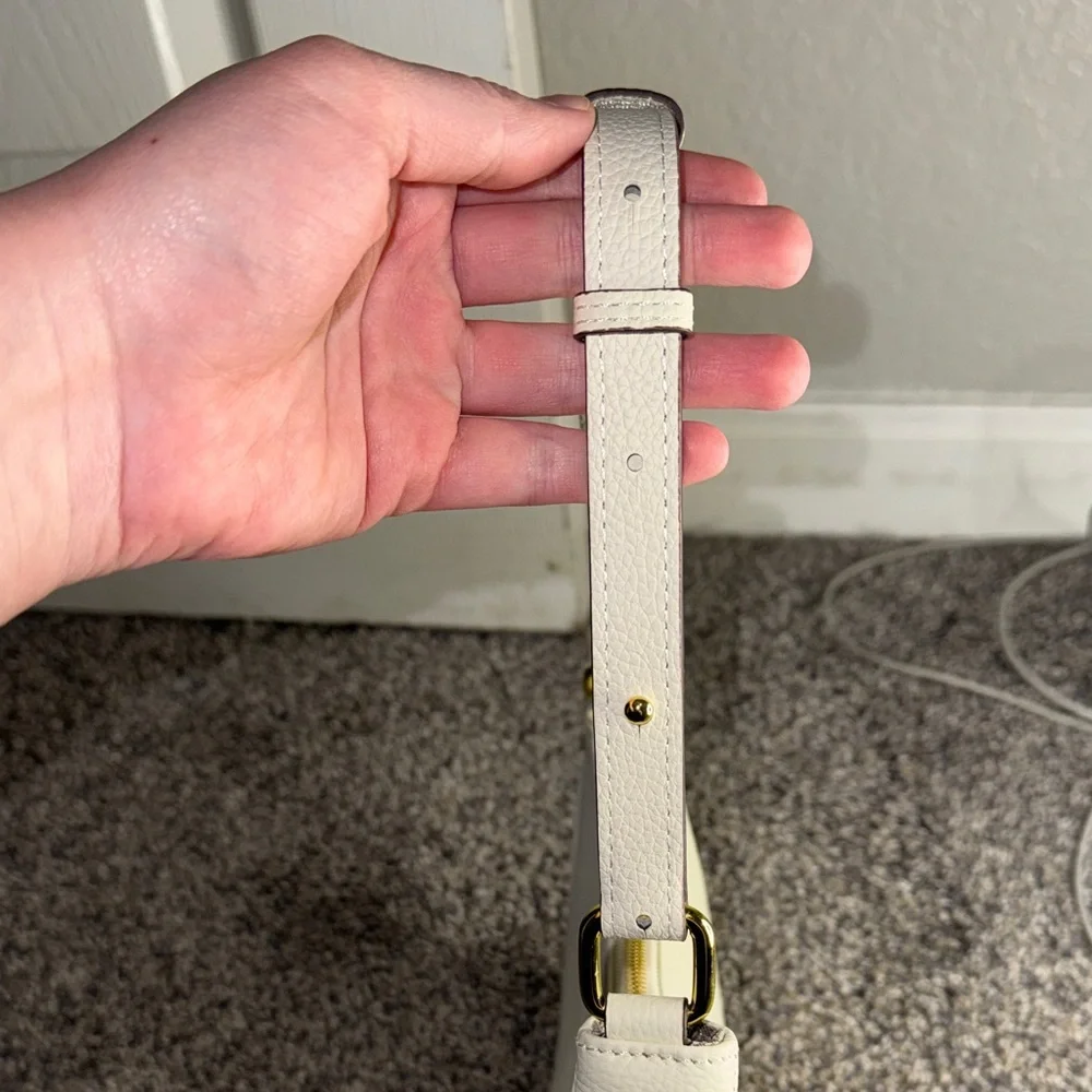 Prema Leathers Ava Crescent Bag - Picture 6 of 12